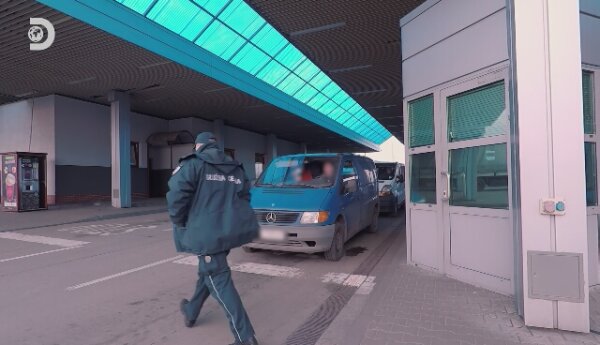 "Nic do zgłoszenia" PRZED EMISJĄ W TV: Pies coś znaczył?